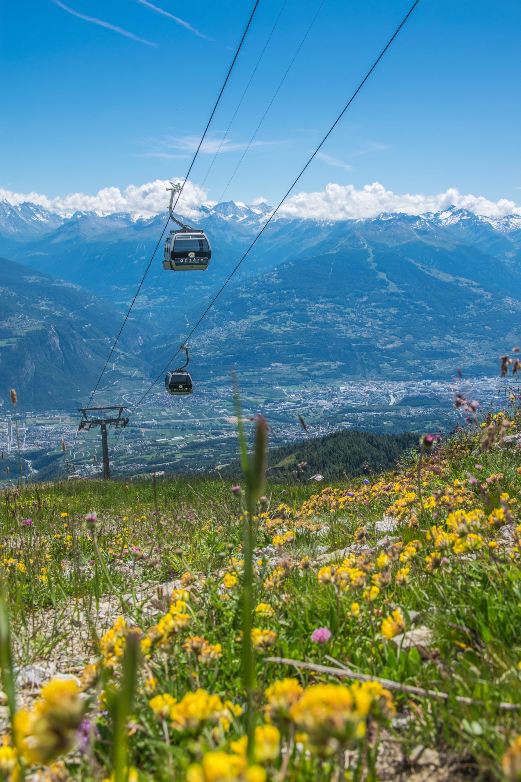 Sommeraktivitäten in den Schweizer Alpen